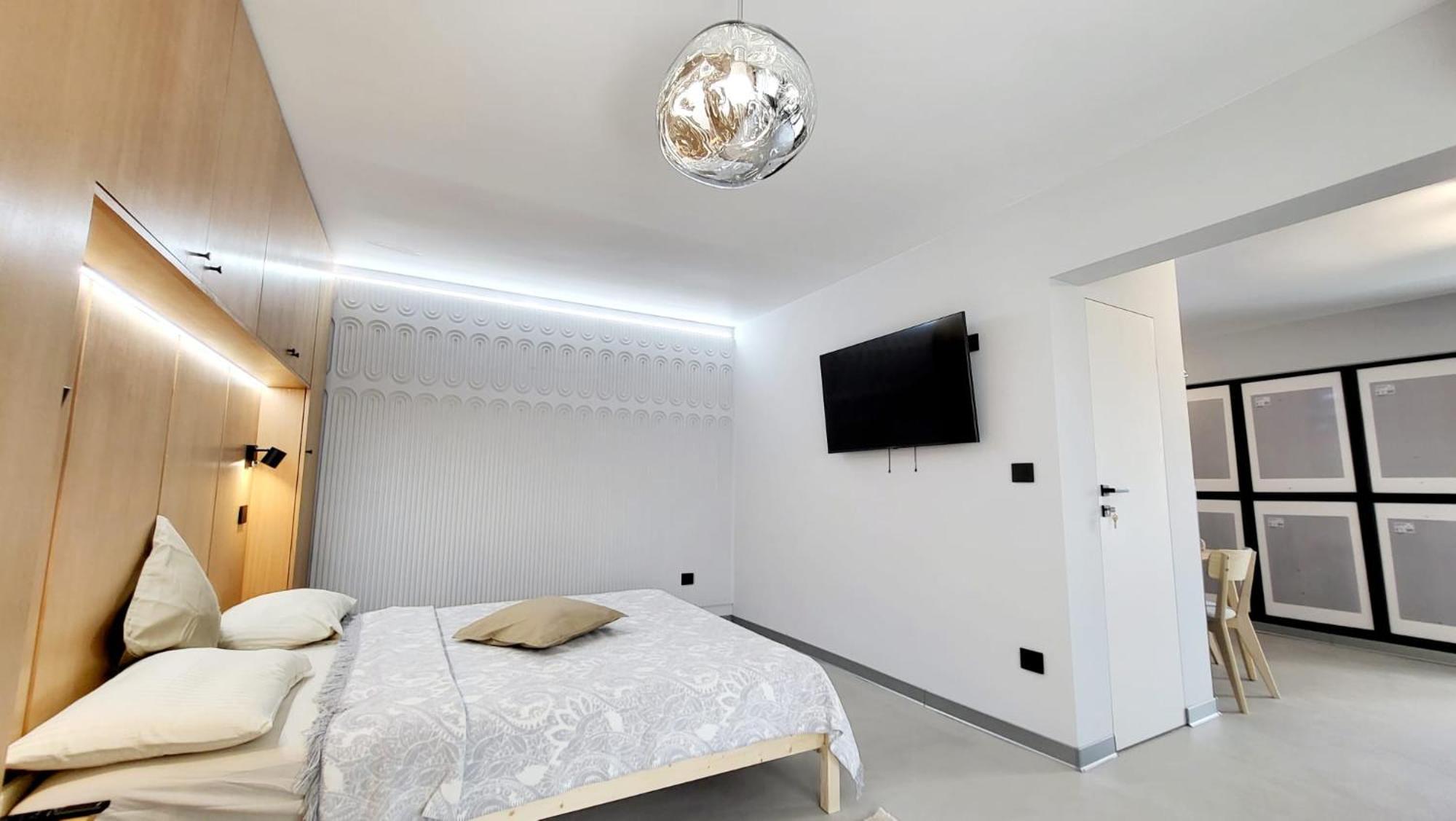 Panoramic Penthouse In The Heart Of Iasi Apartment Exterior photo